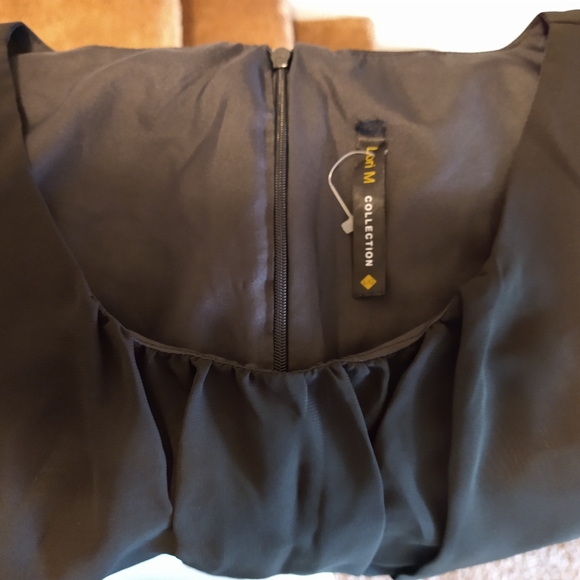 Dress - Picture 3 of 4